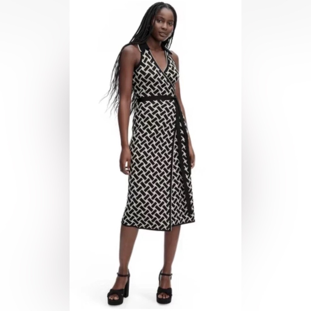 Diane Von Furstenberg Black and White Midi Dress